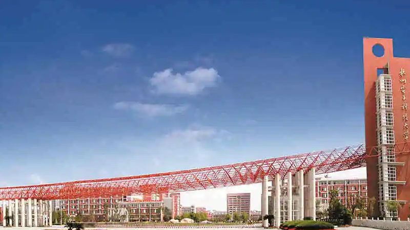 连接器选型：材质与尺寸如何匹配应用场景**