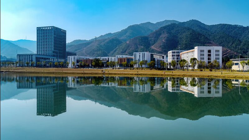电子模块定制开发：技术规范与关键要素解析